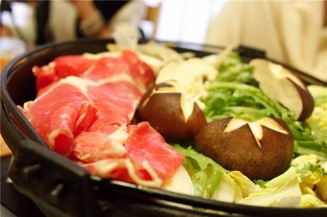 坟墓舞者 相关产品