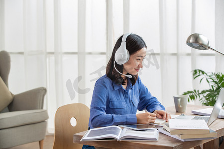 冒牌家庭 相关产品