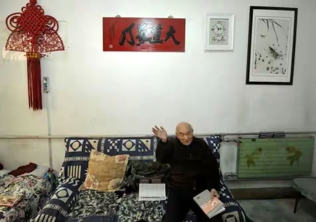 和空姐合租的日子 产品图片