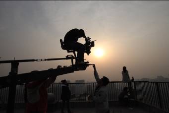 吃土的十二个月 相关产品