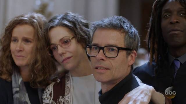 向天真的女生投降 产品图片