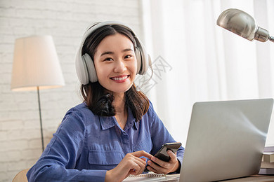 侠盗之歌 相关产品