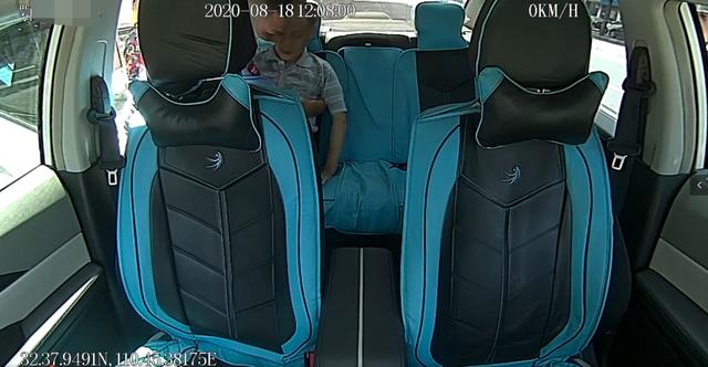 哭泣的石头2025 产品主图