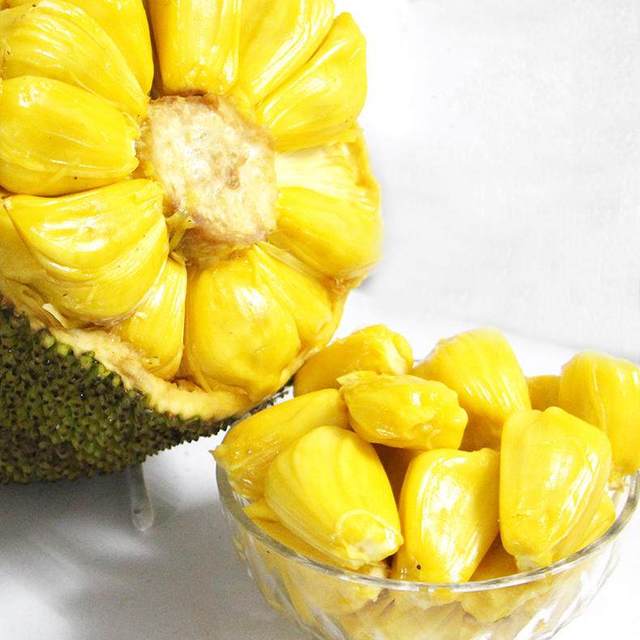 在溪边 产品图片