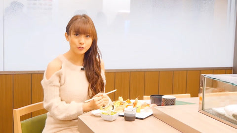 他悄悄溜进她的私信里 产品图片