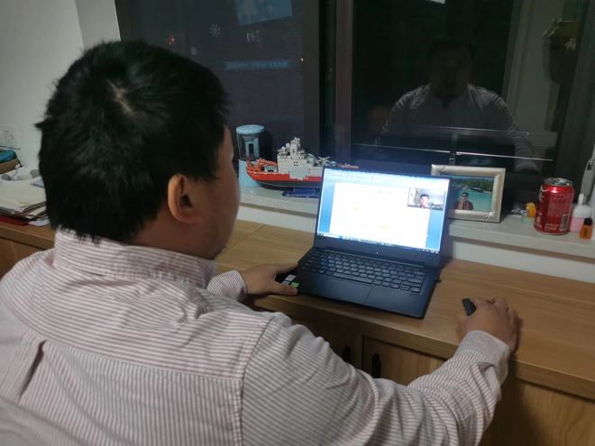 冰川鲨鱼 相关产品