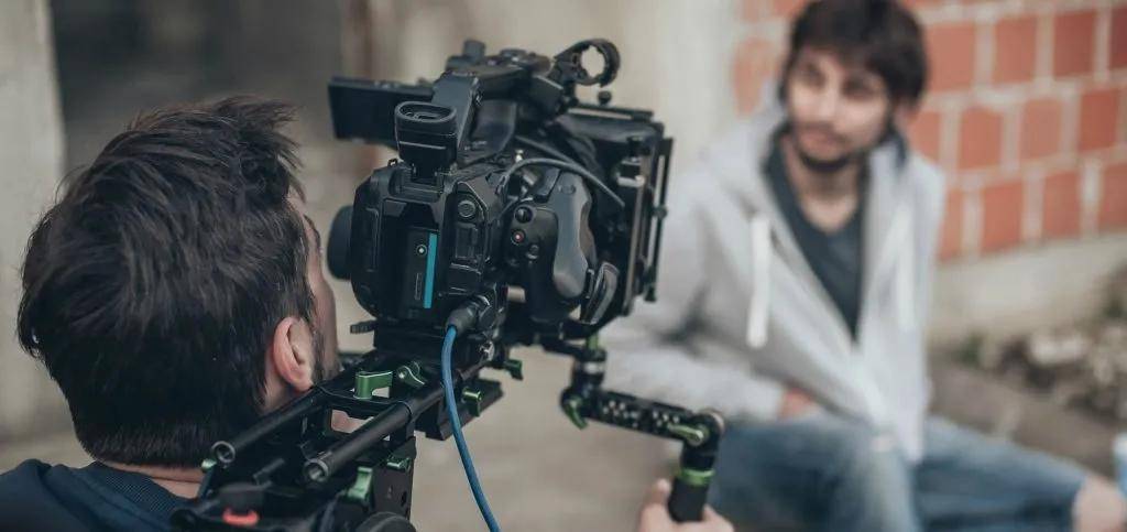 堂下何人 产品图片