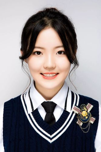 在溪边 产品图片